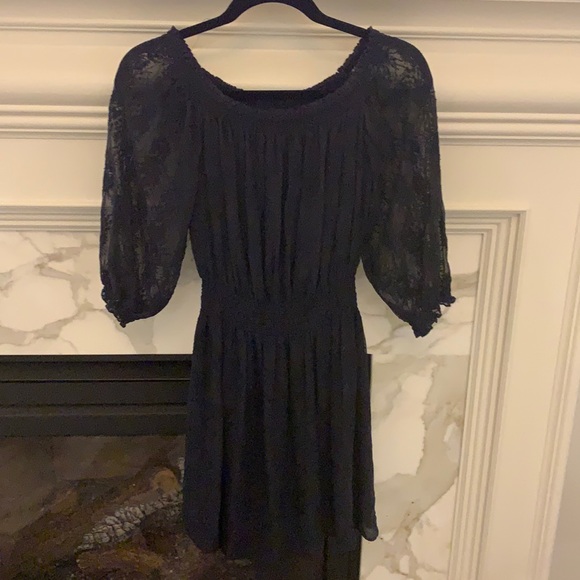 Dress - Picture 1 of 2